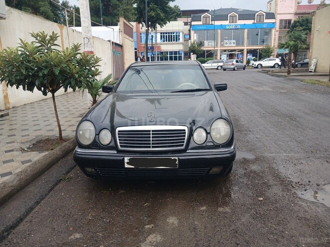 Mercedes E 200 1996, 330,000 km - 2.0 л - Ağstafa