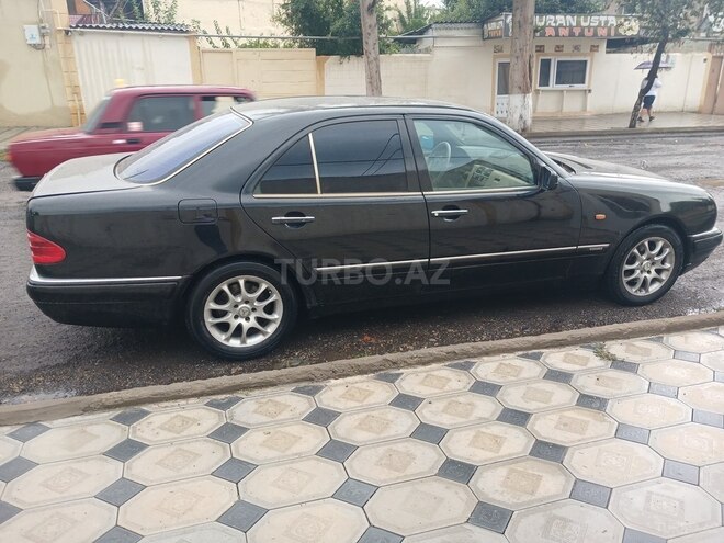 Mercedes E 200 1996, 330,000 km - 2.0 л - Ağstafa