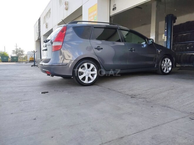 Hyundai i30 2010, 300,000 km - 1.6 l - Bakı