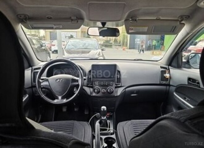 Hyundai i30 2010, 300,000 km - 1.6 l - Bakı