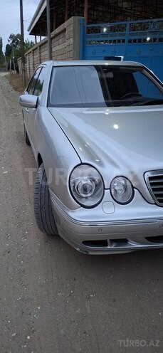 Mercedes E 240 2000, 420,000 km - 2.4 l - Goranboy