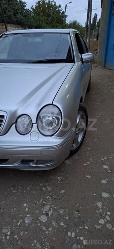 Mercedes E 240 2000, 420,000 km - 2.4 l - Goranboy