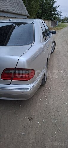 Mercedes E 240 2000, 420,000 km - 2.4 l - Goranboy