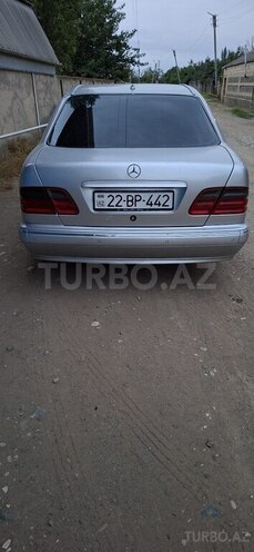 Mercedes E 240 2000, 420,000 km - 2.4 l - Goranboy