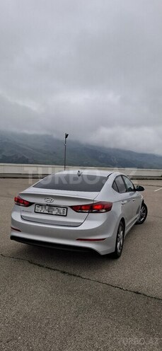 Hyundai Elantra 2018, 128,000 km - 2.0 l - Bakı