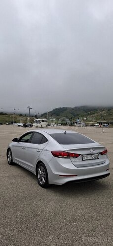 Hyundai Elantra 2018, 128,000 km - 2.0 l - Bakı