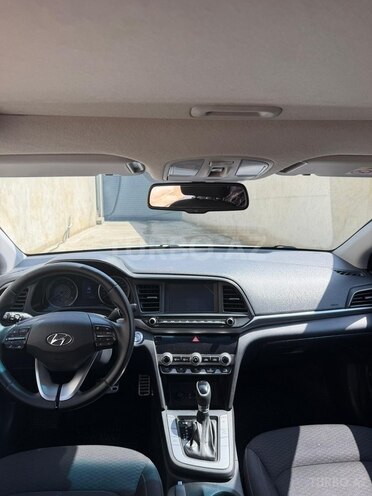 Hyundai Elantra 2019, 108,000 km - 2.0 l - Bakı