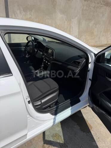 Hyundai Elantra 2019, 108,000 km - 2.0 l - Bakı