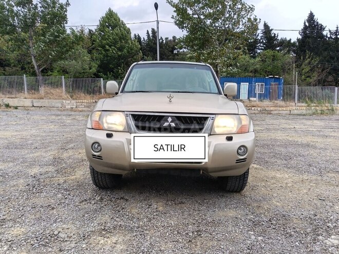 Mitsubishi Pajero 2004, 320,000 km - 3.8 л - Bakı