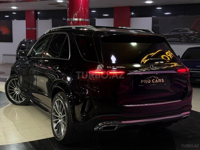 Mercedes  2025, 11,000 km - 2.0 l - Bakı