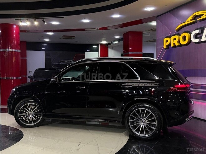 Mercedes  2025, 11,000 km - 2.0 l - Bakı