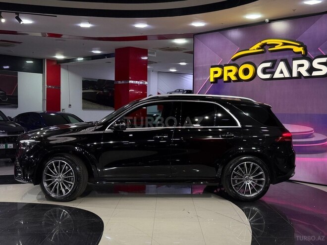 Mercedes  2025, 11,000 km - 2.0 l - Bakı