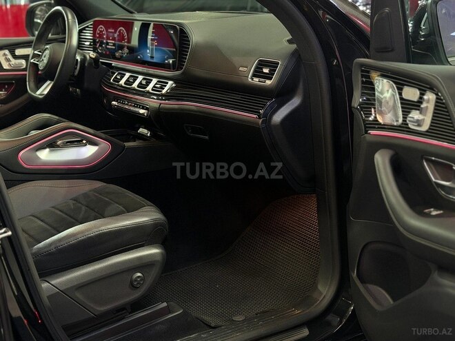 Mercedes  2025, 11,000 km - 2.0 l - Bakı