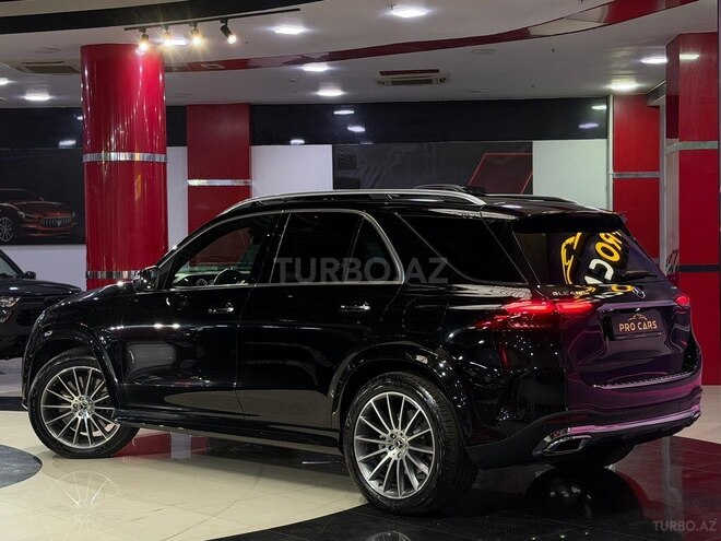 Mercedes  2025, 11,000 km - 2.0 l - Bakı