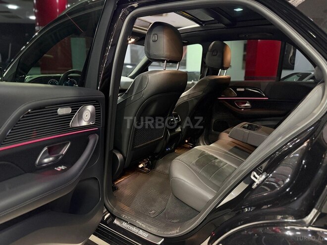Mercedes  2025, 11,000 km - 2.0 l - Bakı