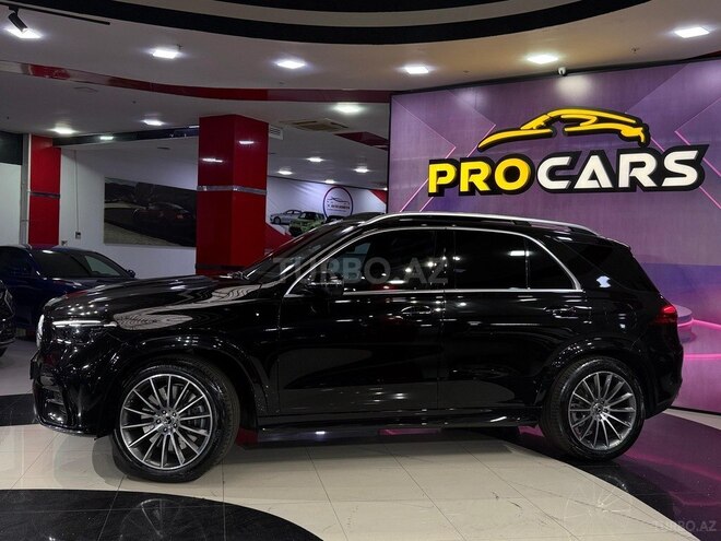 Mercedes  2025, 11,000 km - 2.0 l - Bakı