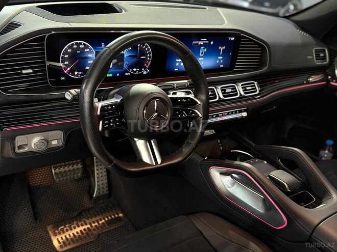 Mercedes  2025, 11,000 km - 2.0 l - Bakı