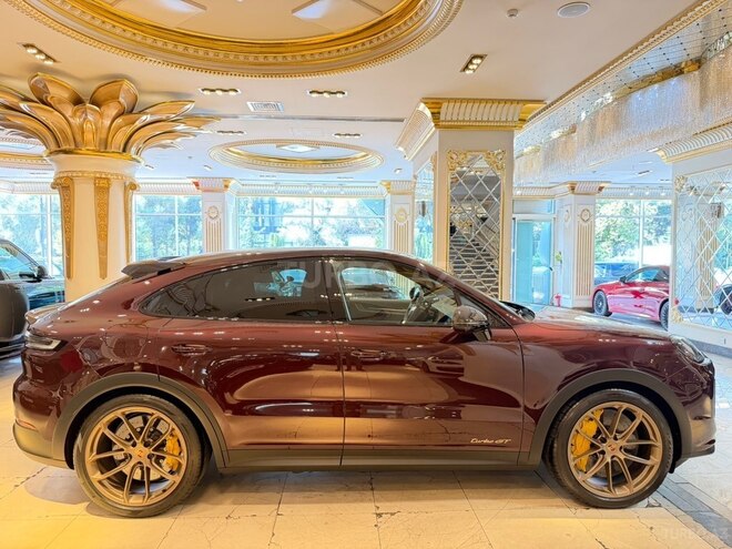 Porsche  2026, 3,000 km - 4.0 l - Bakı