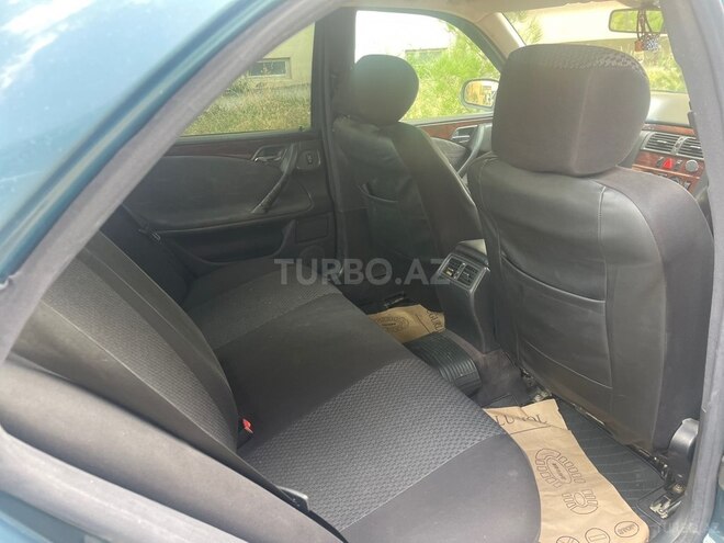 Mercedes E 200 1999, 385,000 km - 2.0 l - Bakı