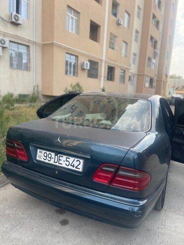 Mercedes E 200 1999, 385,000 km - 2.0 l - Bakı