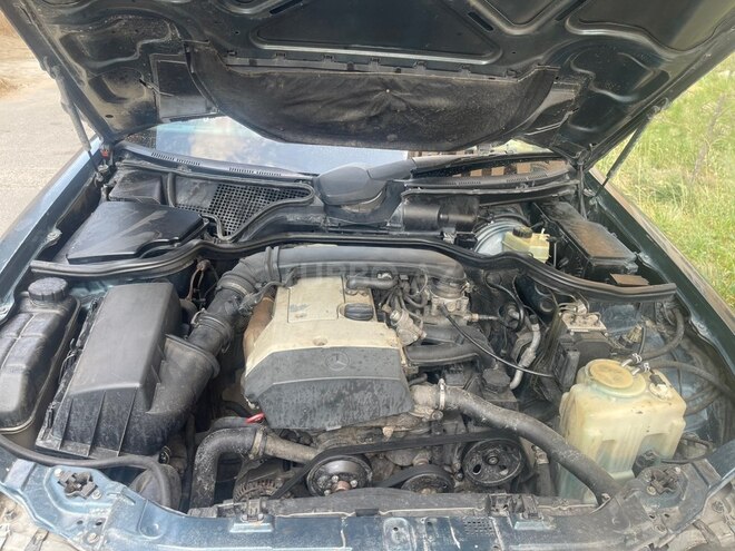 Mercedes E 200 1999, 385,000 km - 2.0 l - Bakı