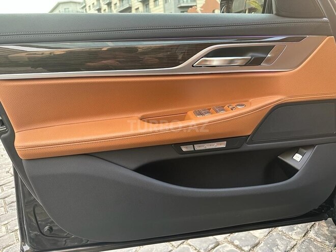 BMW 750 2017, 167,000 km - 3.0 l - Bakı