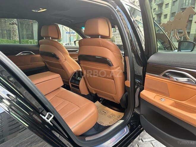 BMW 750 2017, 167,000 km - 3.0 l - Bakı