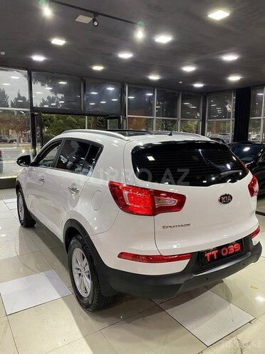 Kia Sportage 2012, 175,000 km - 2.0 l - Sumqayıt