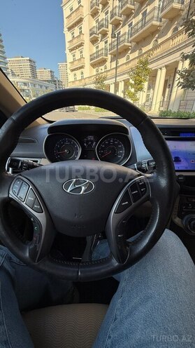 Hyundai Elantra 2012, 206,000 km - 1.8 l - Bakı