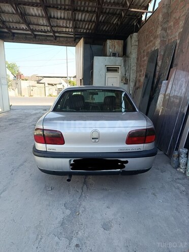 Opel Omega 1997, 311,052 km - 2.0 l - Gəncə