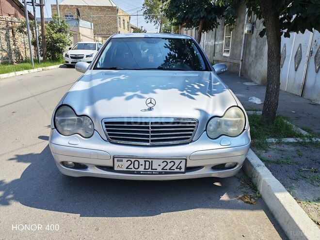 Mercedes C 180 2001, 250,000 km - 2.0 л - Gəncə