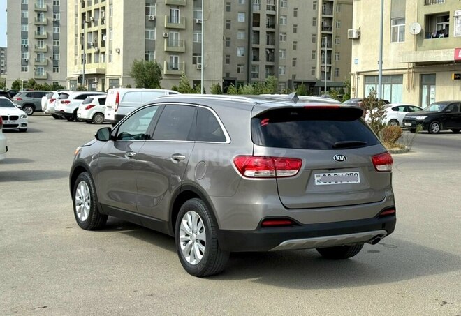Kia Sorento 2016, 114,015 km - 2.0 l - Bakı