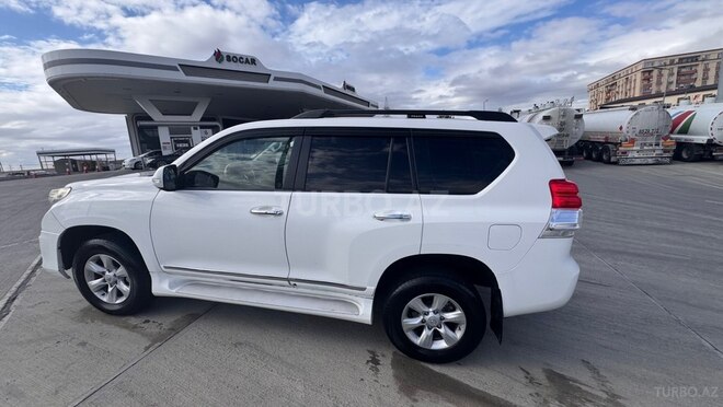 Toyota Land Cruiser Prado 2011, 339,000 km - 3.0 l - Bakı