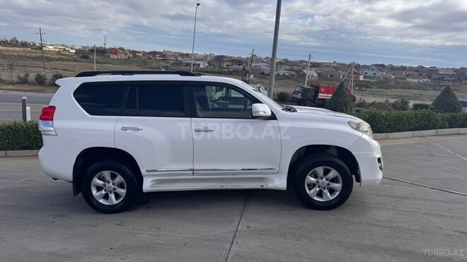 Toyota Land Cruiser Prado 2011, 339,000 km - 3.0 l - Bakı