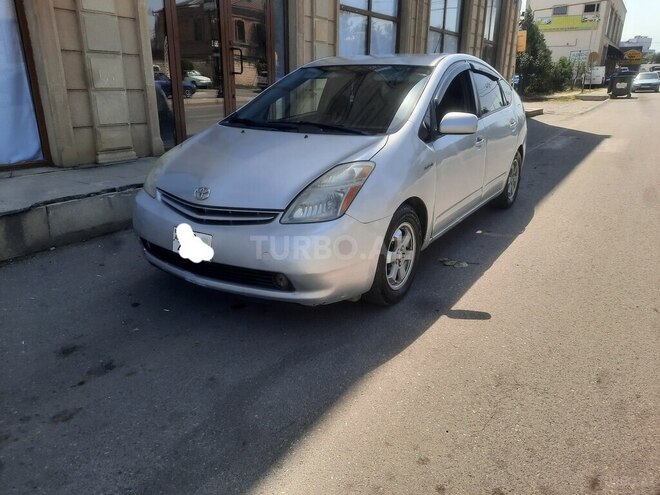 Toyota Prius 2009, 381,281 km - 1.5 l - Quba