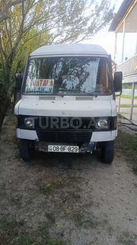 Mercedes 208 D 1990, 311,000 km - 2.3 l - Balakən