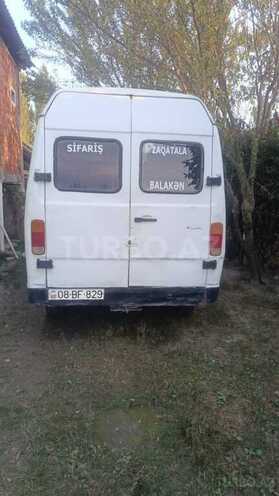 Mercedes 208 D 1990, 311,000 km - 2.3 l - Balakən