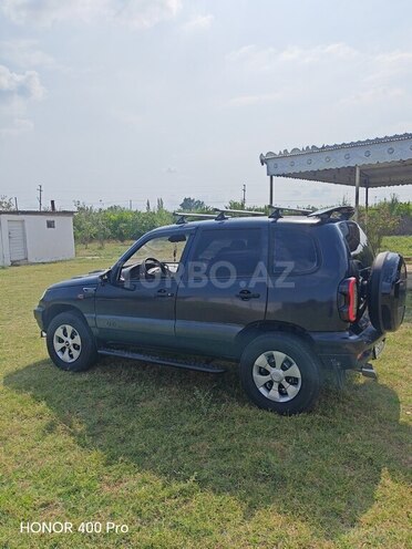 Chevrolet Niva 2008, 450,000 km - 1.7 л - Sabirabad