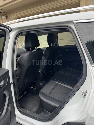 Skoda Karoq 2019, 106,000 km - 1.5 л - Bakı