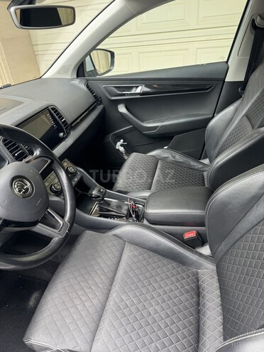 Skoda Karoq 2019, 106,000 km - 1.5 л - Bakı
