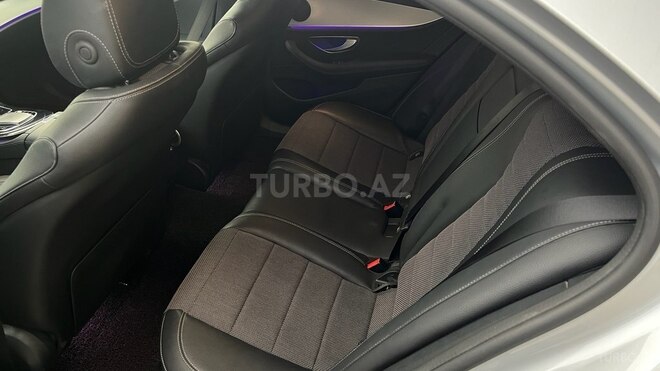 Mercedes E 300 e 4MATIC 2022, 60,000 km - 2.0 l - Bakı