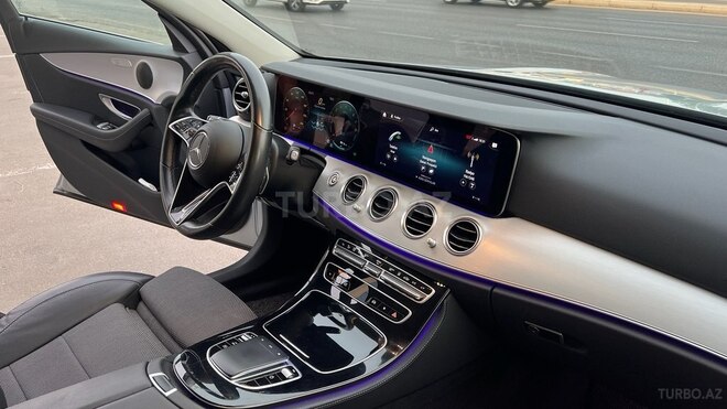 Mercedes E 300 e 4MATIC 2022, 60,000 km - 2.0 l - Bakı