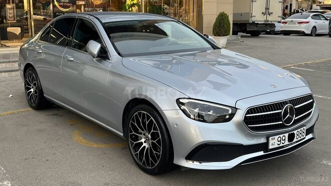 Mercedes E 300 e 4MATIC 2022, 60,000 km - 2.0 l - Bakı