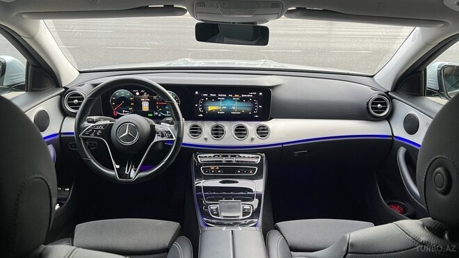 Mercedes E 300 e 4MATIC 2022, 60,000 km - 2.0 l - Bakı