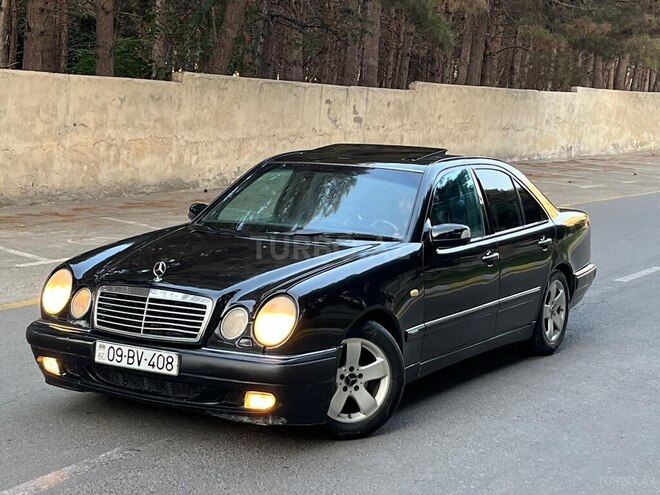 Mercedes E 220 1995, 435,000 km - 2.2 l - Bakı