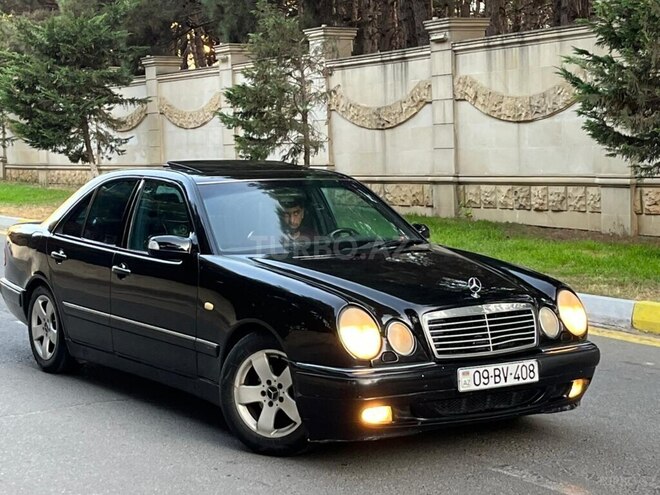 Mercedes E 220 1995, 435,000 km - 2.2 l - Bakı