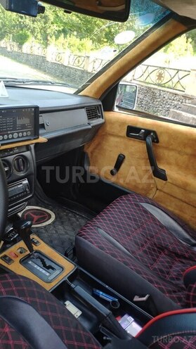 Mercedes 190 1991, 395,687 km - 2.5 l - İsmayıllı