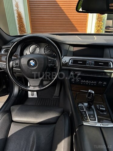 BMW 750 2009, 61,000 km - 4.4 l - Bakı