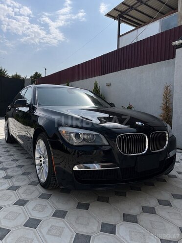 BMW 750 2009, 61,000 km - 4.4 l - Bakı