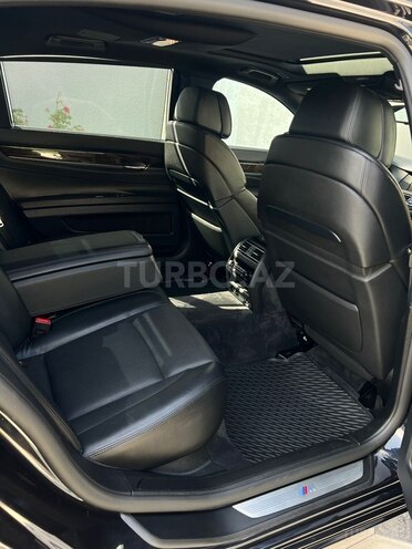 BMW 750 2009, 61,000 km - 4.4 l - Bakı